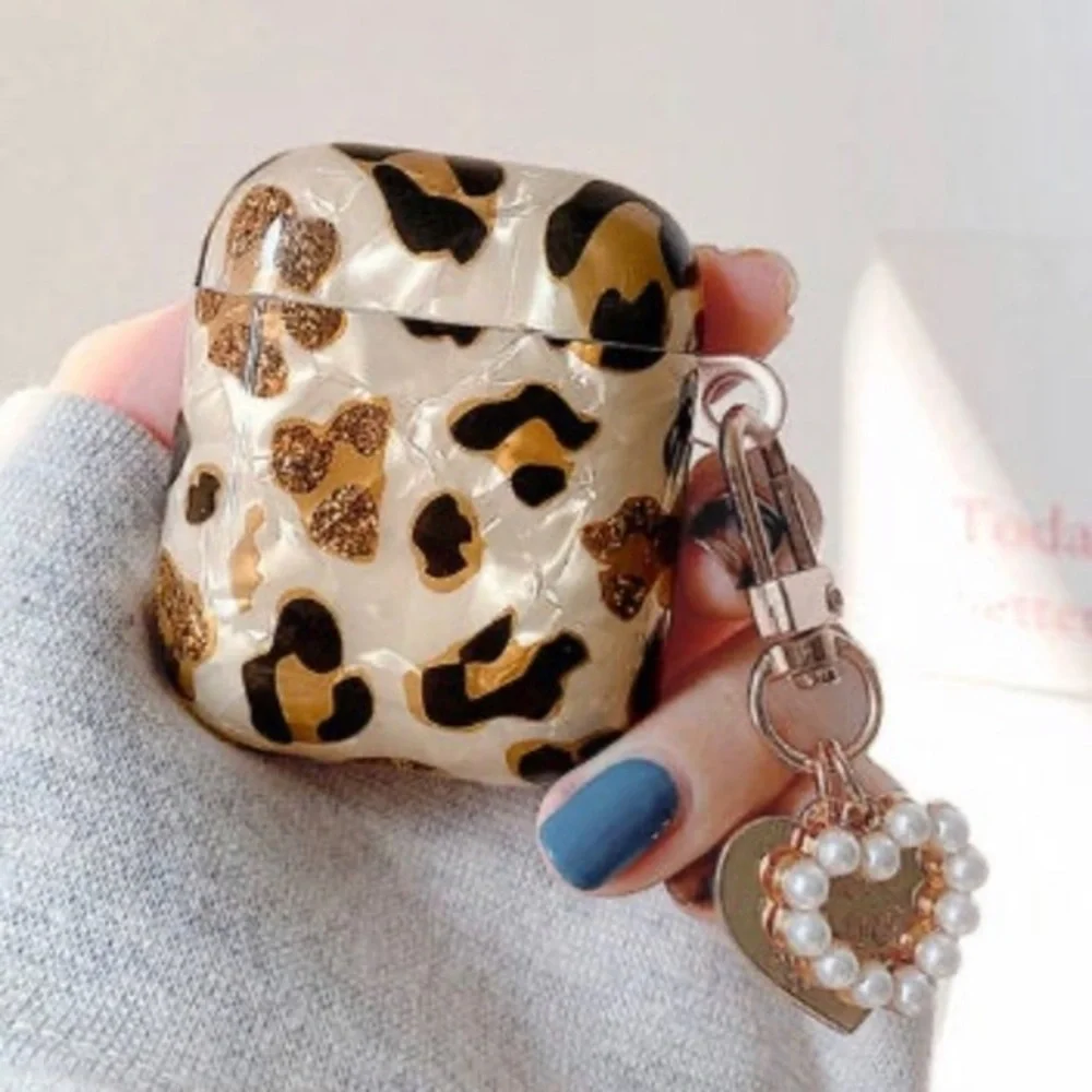 Leopard AirPod Case, Cute AirPod with‎ keychain Compatible for AirPods 1/2 & Pro